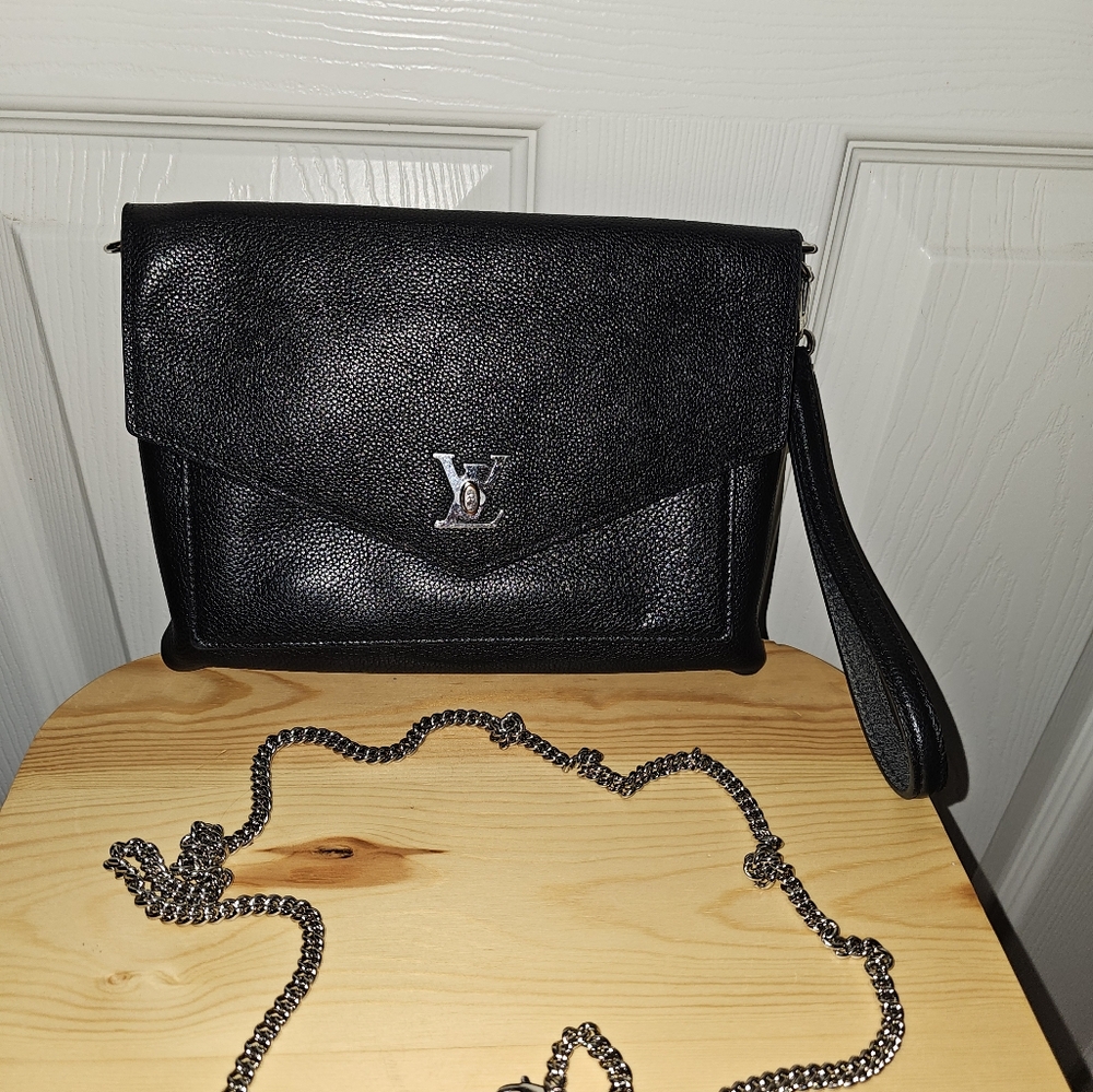 Louis Vuitton My Lock Me Noir chain bag